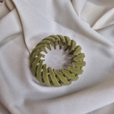 گیره مو آکاردئونی (لانه پرندهای)
