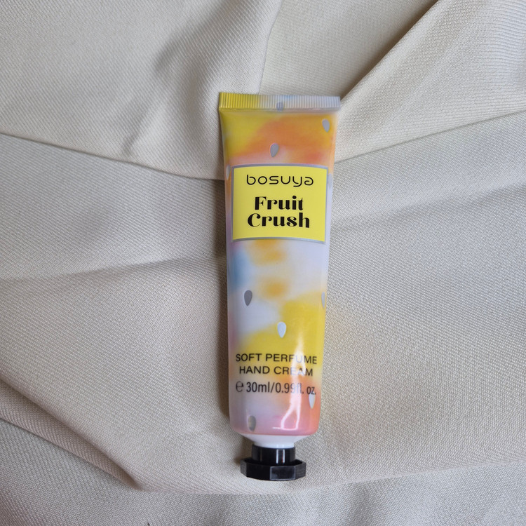 کرم مرطوبکننده و معطر فانتزی bosuya