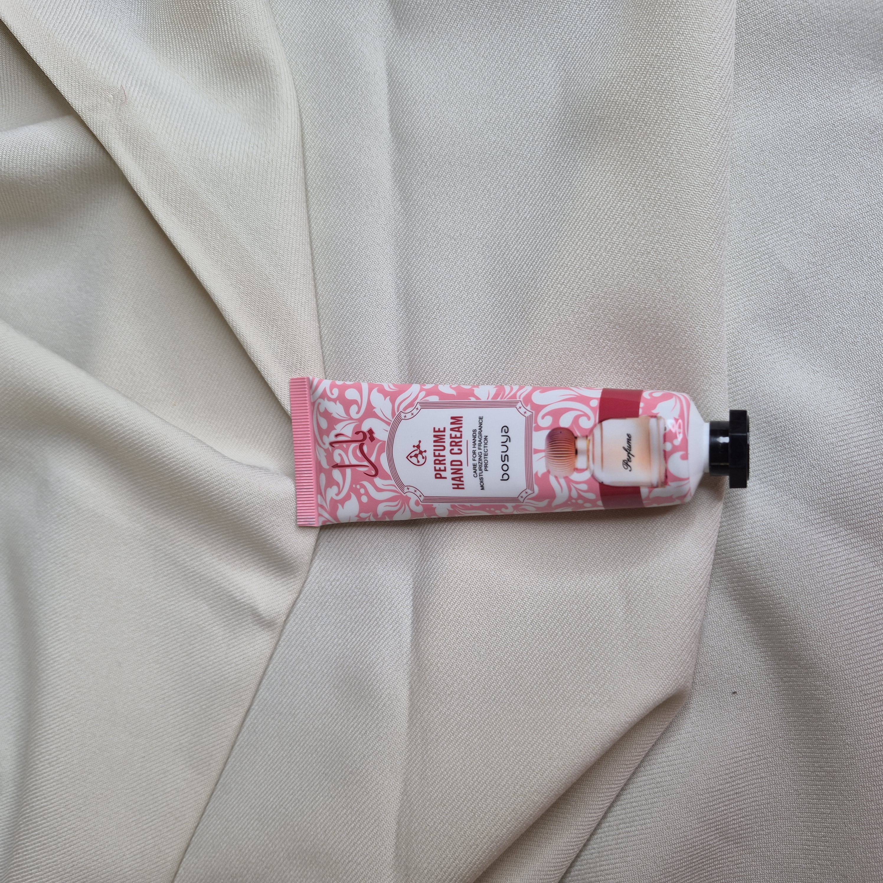 کرم دست عطری و لوکس مدل پارفوم (طرح کلاسیک/Yara)
