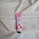 کرم دست عطری و لوکس مدل پارفوم (طرح کلاسیک/Yara)