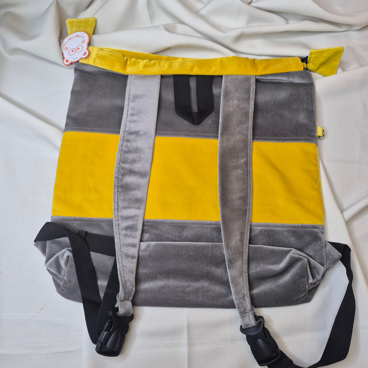 Kids Velvet Elephant Backpackکولهپشتی کودک مخملی طرح فیل